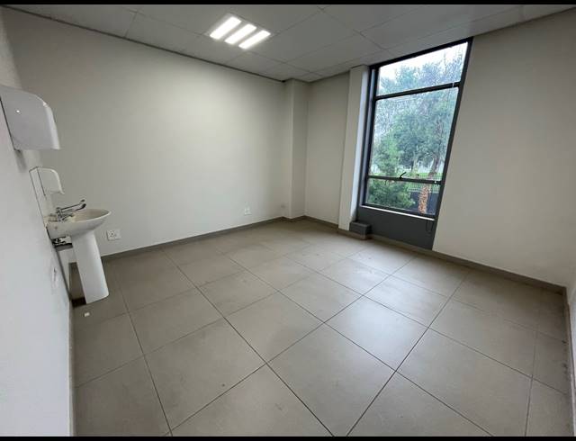 216M² OFFICE TO LET IN ROSEBANK